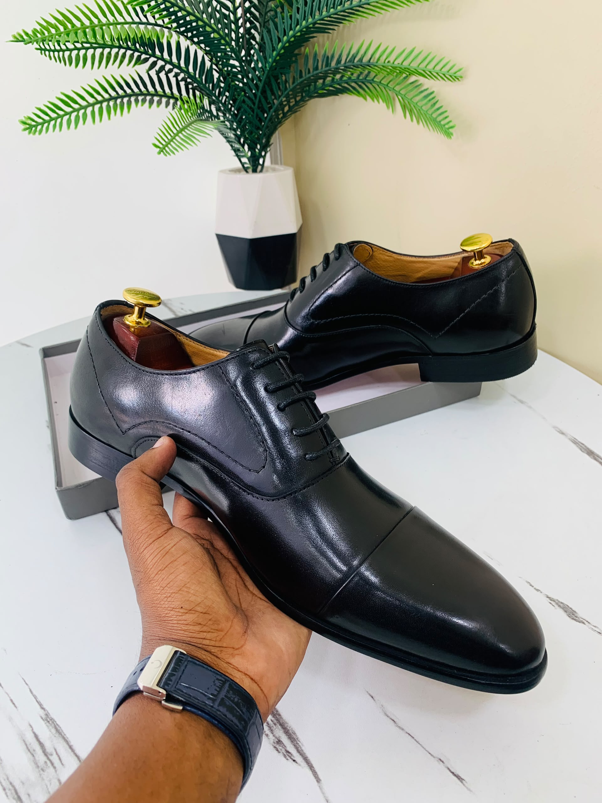 Men's formal shoes 