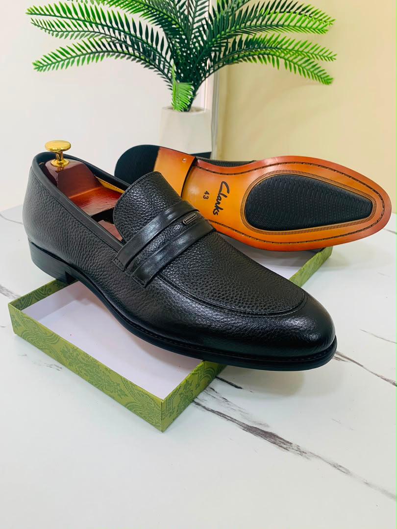 Men's leather shoes 